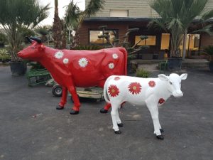 Une vache et son veau à la Pépinière de Penhouët